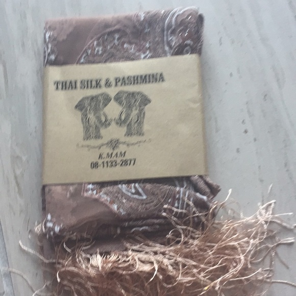 Authentic Thai Pashmina’s - Picture 4 of 4